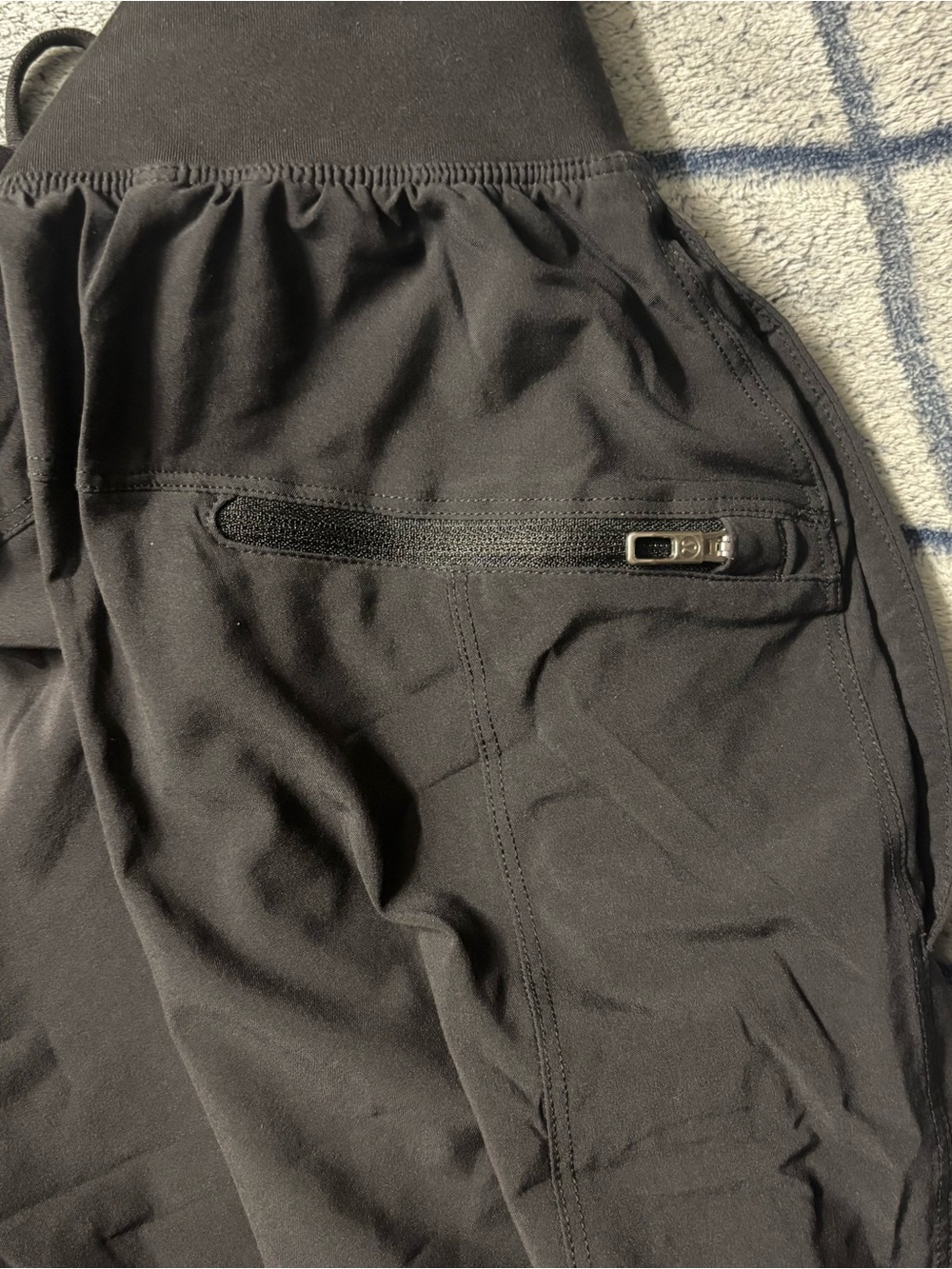 lululemon Men's Black Performance Shorts - Picture 6 of 9